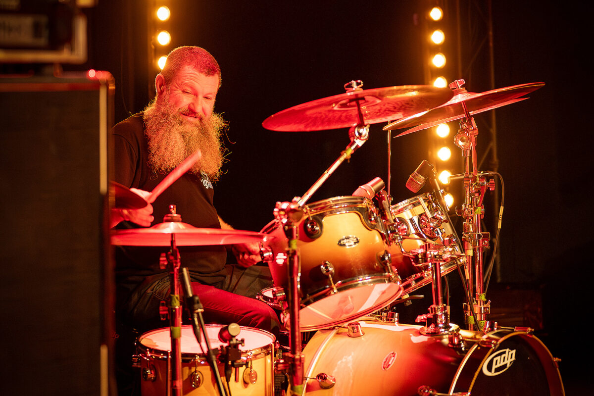 Ignite live at Rotondes in Luxembourg during a high-energy punk rock show